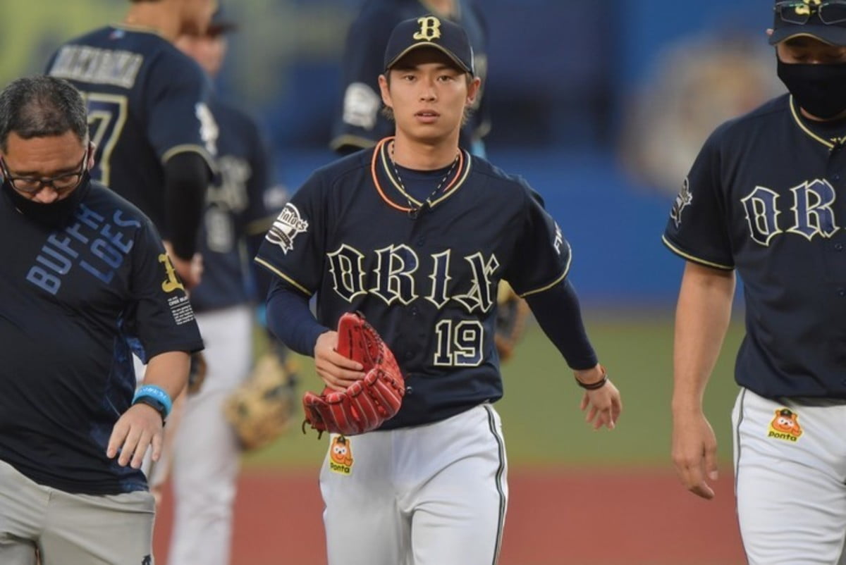 山岡泰輔
